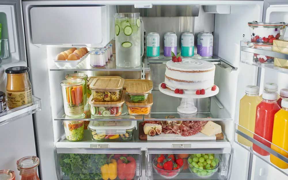Bosch 500 Series 21.6 Cu. Ft. French Door Bottom Mount Refrigerator 36-Inch in Black Stainless Steel - B36CD52SNB