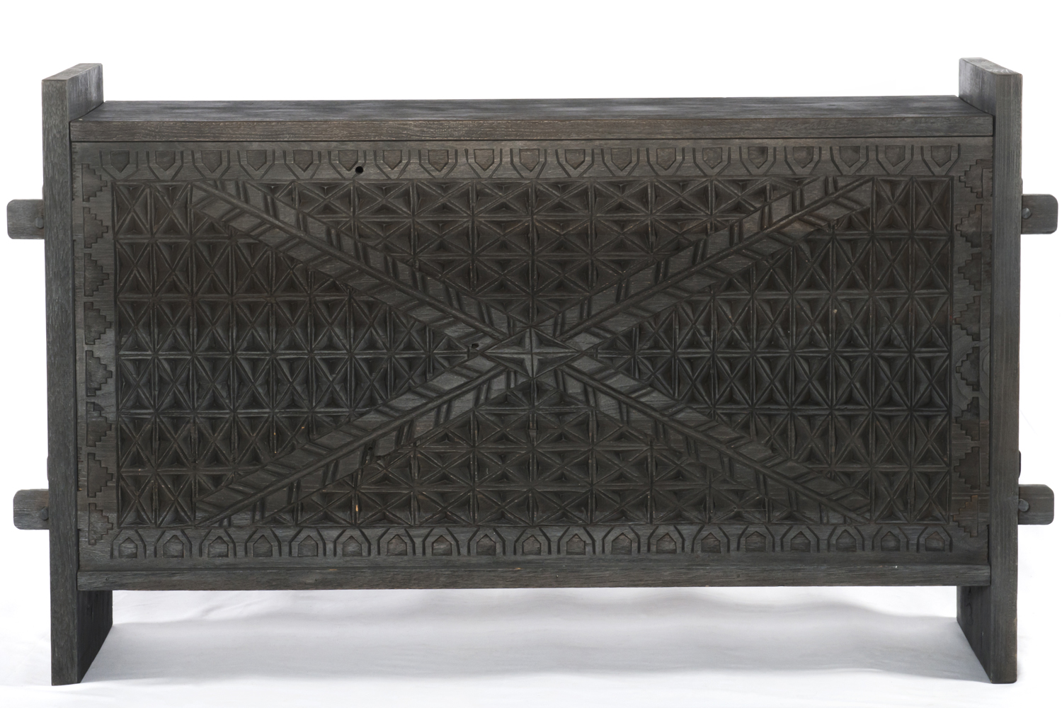 Four Hands Maya Collection Columbus Trunk Console - IMYA-002